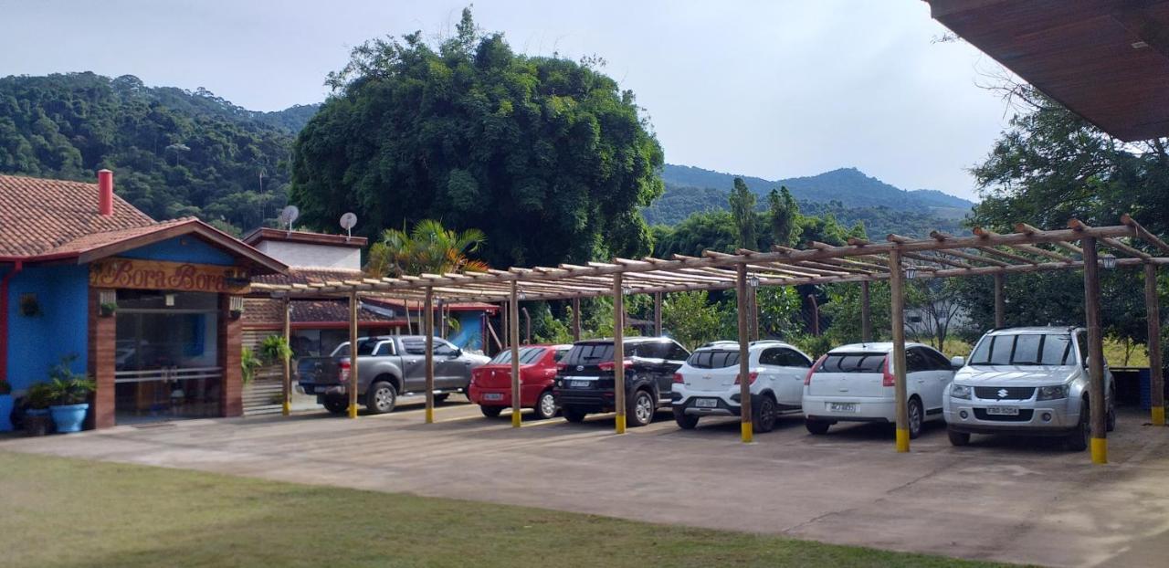 Pousada E Restaurante Bora Bora Da Serra São Bento do Sapucaí Kültér fotó