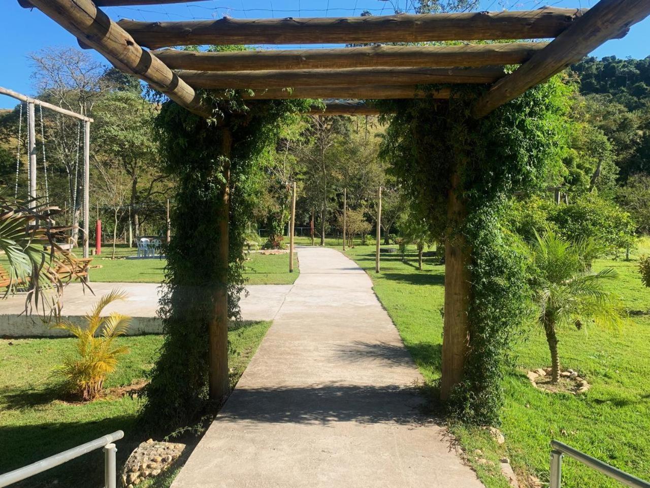 Pousada E Restaurante Bora Bora Da Serra São Bento do Sapucaí Kültér fotó